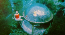 Weeki Wachee Mermaids Florida Postcard Lady Underwater Stage Plastic Bubble - £11.31 GBP