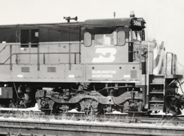 Burlington Northern Railroad BN #5066 C30-7 Locomotive Train Photo West Chicago - $9.49