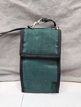 Northwest Territory Cross Body Travel Wallet Green Nylon - $14.24