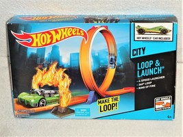 Hot Wheels 2013 CITY Playset Loop &amp; Launch w/ 1 Car Super Stinger New In Box  - £6.19 GBP