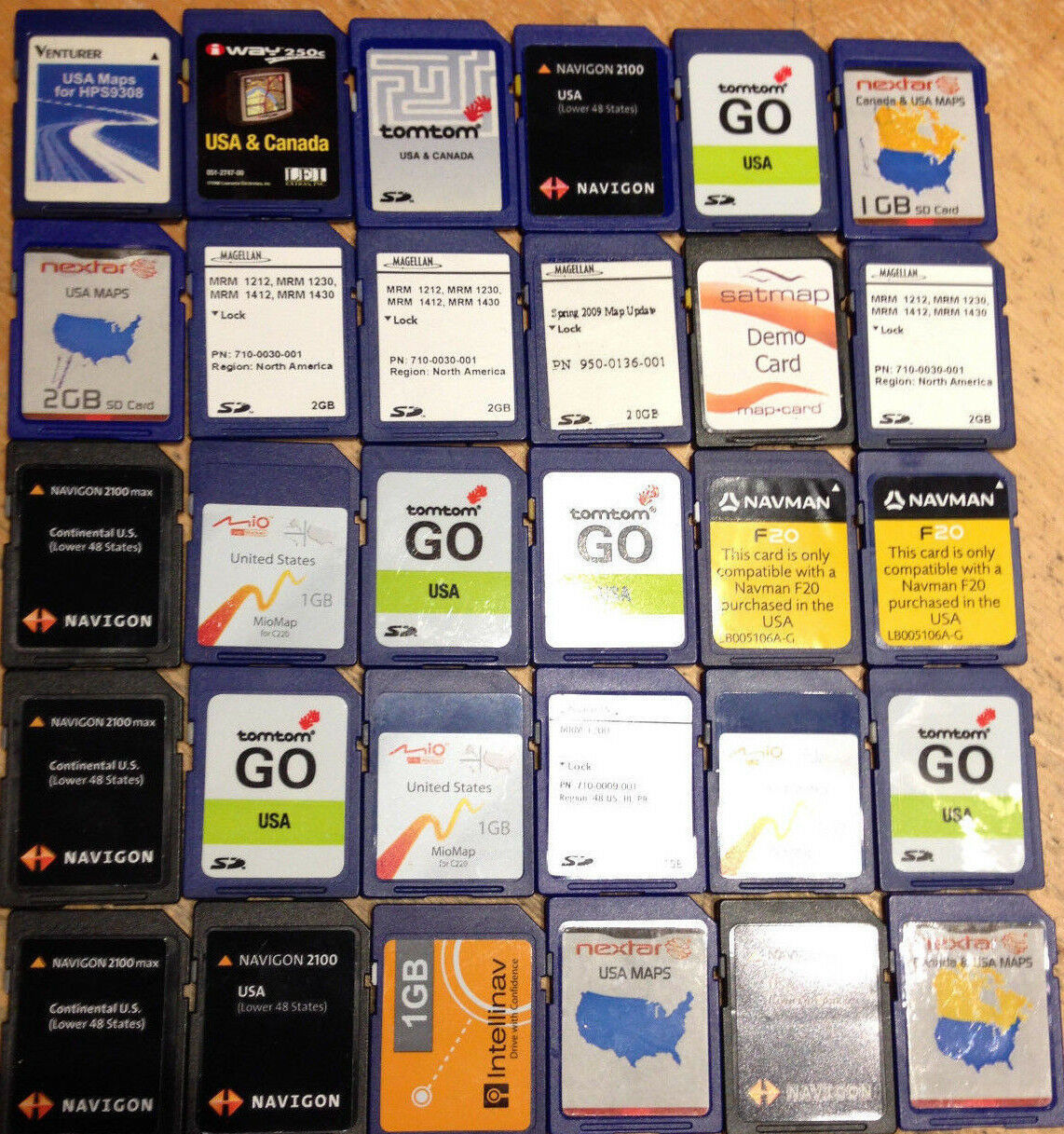 LOT OF 30 1GB / 2GB USED GPS SD MEMORY CARDS TOMTOM MAGELLAN NAVMAN ETC - $118.79