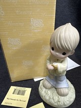 2000 Precious Moments &quot;Waiting Patiently On The Lord&quot; Figurine 325279 - $6.93