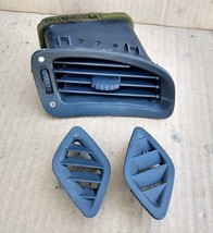 92-95 CIVIC BLACK Passenger Side Dash Air Vent + BOTH DEFROST TOP VENTS ... - $48.24 CAD
