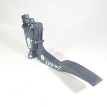 Accelerator Gas Throttle Pedal PN 84328656 OEM 2016 Chevrolet Express 3500 - $10.91