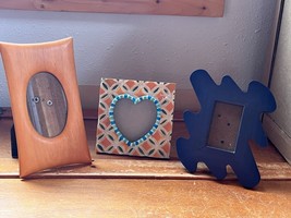 Lot of Dyed Blue &amp; Plain Modernist Wood &amp; Faux Tile Heart Shaped Picture Frame – - £11.90 GBP