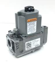 HONEYWELL VR8205R2091 HVAC Furnace Gas Valve 24V 624610  in/out 1/2&quot; use... - $70.13