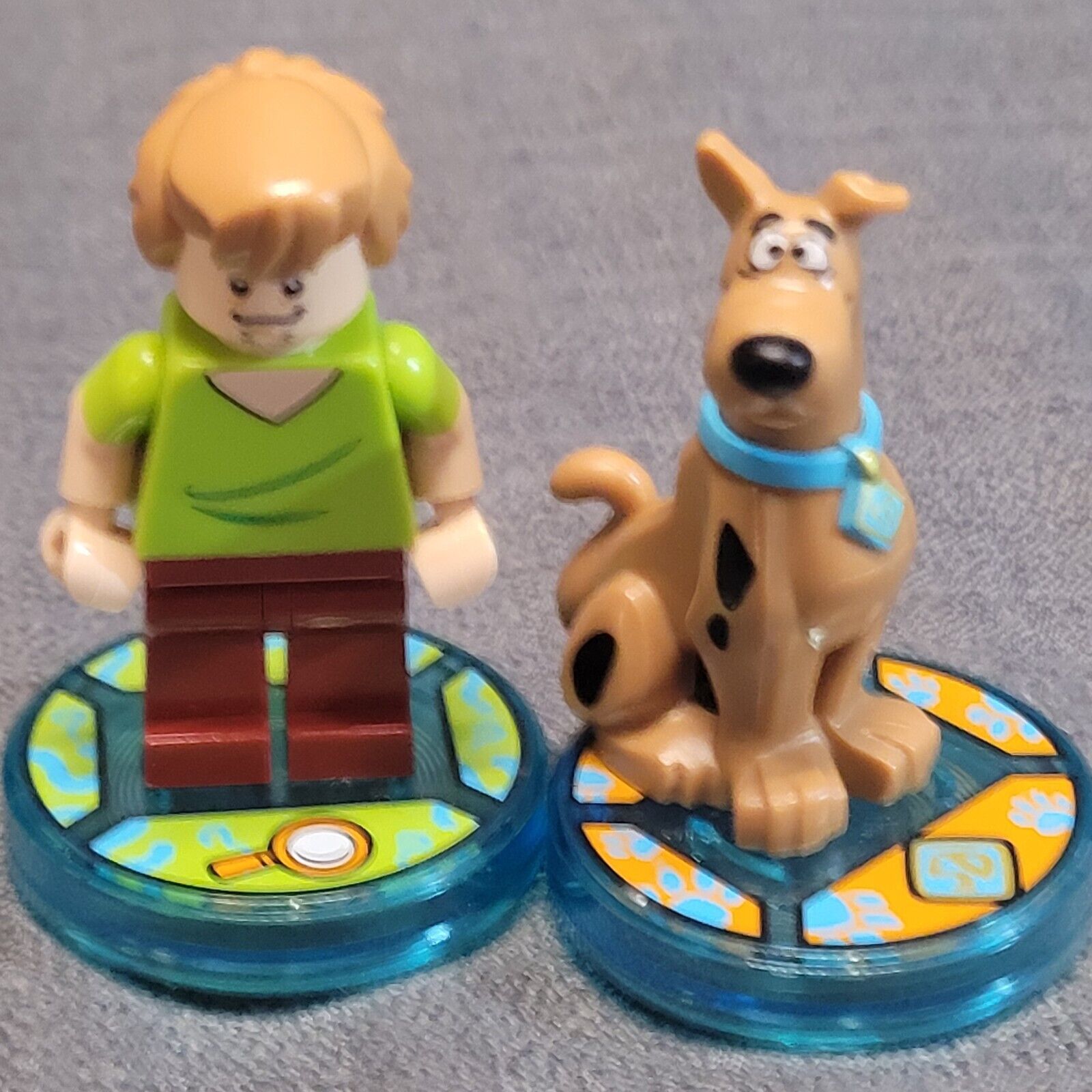 Primary image for Lego Dimensions Scooby-Doo & Shaggy Movie Figurine + Toy Tags