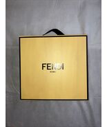 Fendi box rectangle medium magnetic closure empty yellow - $436.96 MXN