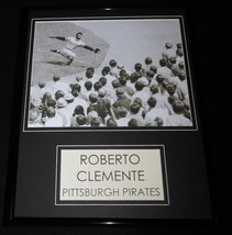 Roberto Clemente Diving For Fly Ball Framed 11x14 Photo Display Pirates - £27.05 GBP