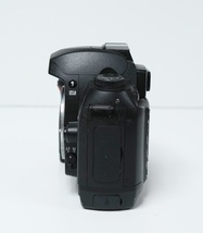 Nikon D70 6.1MP Digital SLR Camera - Black (Body Only) image 6