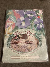 NEW Great Room Hillcrest Floral Flowers Vinyl Tablecloth 52”x52” Pink Pu... - $183.05 MXN