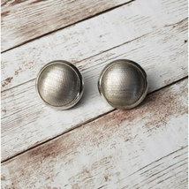 Vintage Clip On Earrings - Patterned Silver Tone Circle with Halo - £9.70 GBP