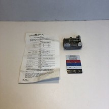 Johnson Controls T-4506-201 DA Direct Acting Dual Thermostat Opened Box - $98.99