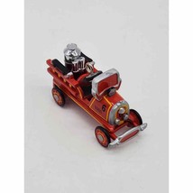 Hallmark Ornament 2001 - 1924 Toledo Fire Engine 6 - £11.18 GBP