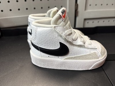 BOYS TODDLER NIKE BLAZER MID 77 BABY WHITE/BLACK- DA4088-100 Size 5c Item image 2