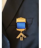 Past Master Jewel for Masonic Collar Regalia gold plated Freemasonry - $39.50