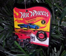 Retro Mini Die Cast Metal Hot Wheels Christmas Tree Holiday Ornament on card - £12.07 GBP