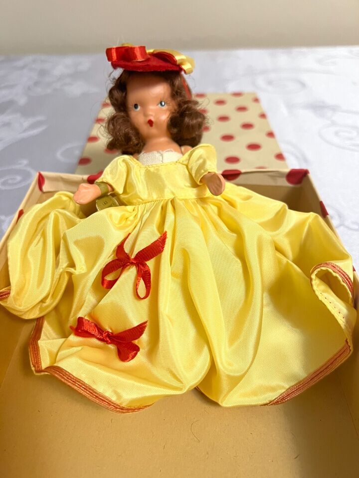 Primary image for Vtg Nancy Ann Storybook Doll NASB 1940’s Thursday’s Child Yellow Dress Bisque