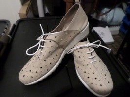 The FLEXX Beige Suede Perforated Lace Up Shoes Sz 7.5M - £27.69 GBP