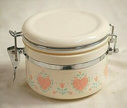 Kitchen Canister Jar Locking Lid Heart Designs Vintage Hard Plastic Cont... - $24.74