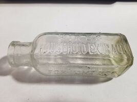 VINTAGE HIRE’S HOUSEHOLD EXTRACT CLEAR SMALL GLASS BOTTLE - $144.57 MXN