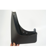 2007-2010 bmw x5 e70 rear left driver side bumper mud flap oem - $871.69 MXN