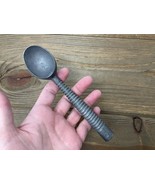 Vintage Metal Ice Cream Scooper Scoop Cast Aluminum Ribbed Handle - $12.86