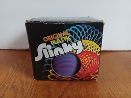 Vintage The Original Plastic Slinky Purple James Industries Spring Toy No. 110 - $18.66