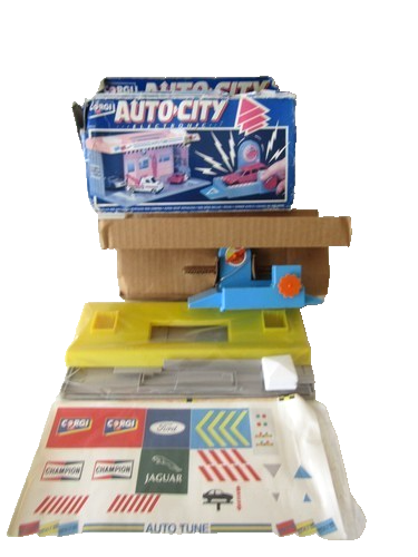 Corgi Auto-City Electronic Play Set 1991 - $18.31