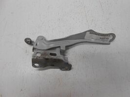 2010-2013 KIA Soul Left Driver Hood Hinge - $21.99