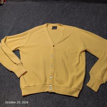 Vintage Towncraft JCPenney Cardigan Sweater Men Large Yellow V Neck Virg... - £21.35 GBP