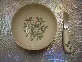 Vintage LENOX Holly Berry Small Round Porcelain Serving Bowl 5” - $22.50