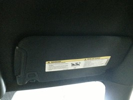 Passenger Right Sun Visor With Illumination Fits 11 13-14 300 104868299 - $1,133.76 MXN