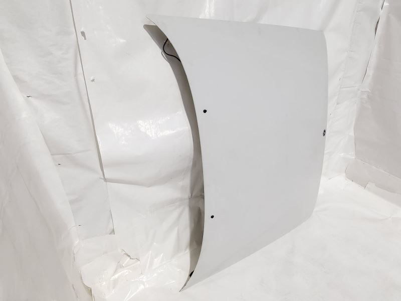 1985 1992 SAAB 9000 OEM Hood Panel White Minor Damage Item image 2