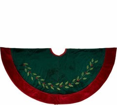 Charles Gallen Christmas Tree Skirt in Holly - £34.86 GBP