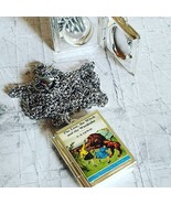 Unique THE LION, THE WITCH &amp; THE WARDROBE Book Locket NECKLACE vintage P... - $14.14 CAD