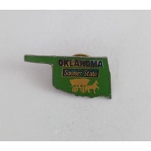 Vintage Oklahoma Sooner State Horse Drawn Carriage State Shaped Lapel Hat Pin - £6.59 GBP