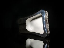 Royal Selangor Leaf Dominica Cigar Ashtray NIB image 2