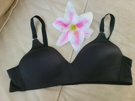 Warners No Wire Black Bra 38B EUc - $15.47 CAD