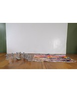 9 Astronauts Miniature Figures and 1 Play Mat: Play and Store Bitty Buckets - $8.16 CAD