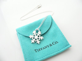 Tiffany &amp; Co Silver Snowflake Charm Necklace Pendant Chain Snow Winter Gift Love - £404.35 GBP