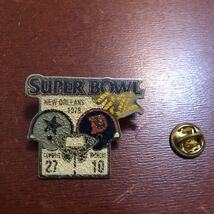 Super Bowl 12 Pin Dallas vs Denver Lapel Pin Hat - $131.02 MXN
