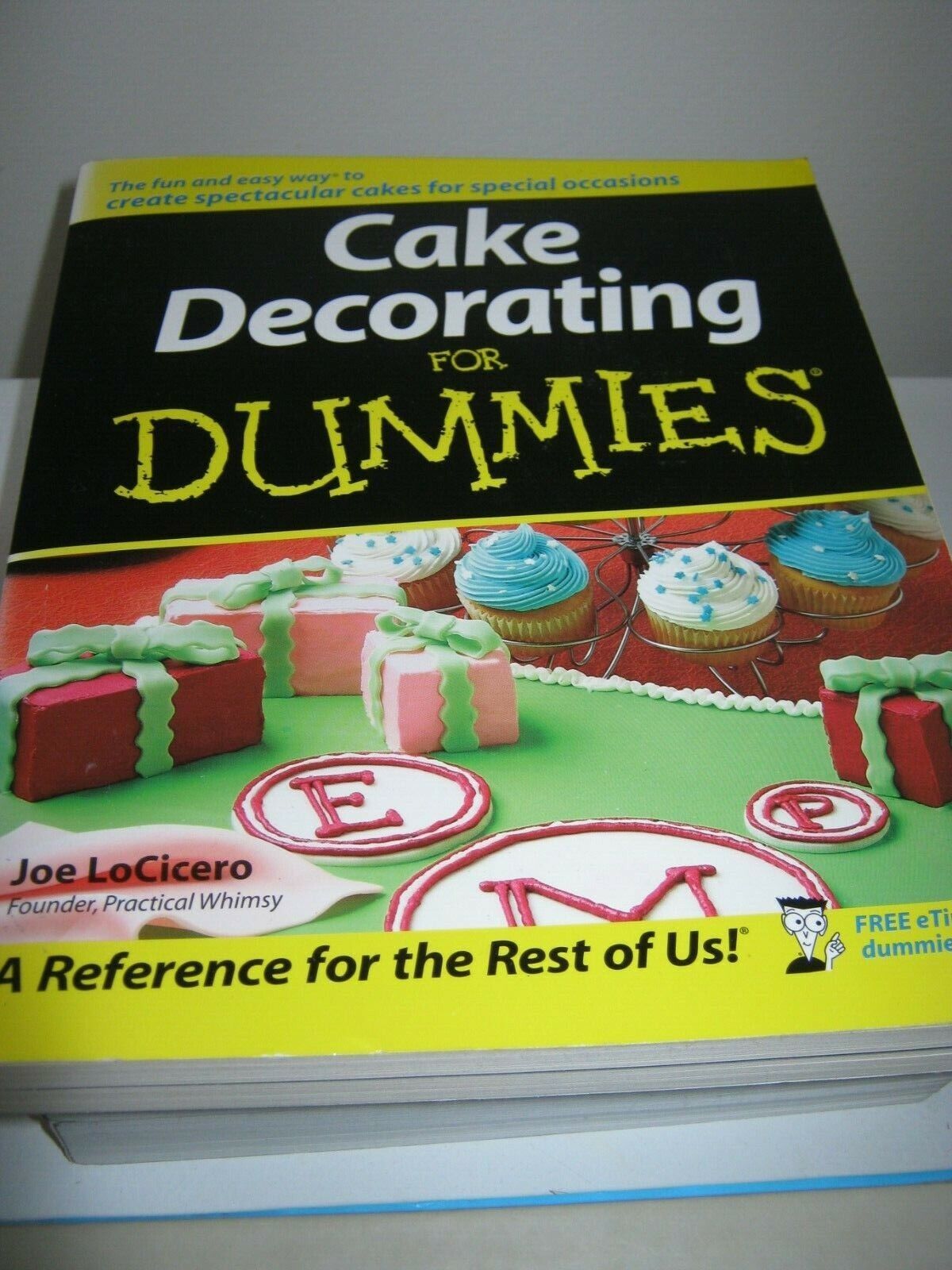Primary image for Cake Decorating for Dummies by Joe LoCicero