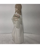 Nadal Porcelain Girl With Pink Flowers Figurine Handcrafted in Spain Tal... - €33,07 EUR