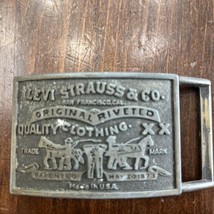 Vtg Levi Strauss Clothing Company Brass Belt Buckle Excellent Condition 2 Horse - £7.67 GBP
