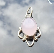 VINTAGE 925 STERLING SILVER OVAL 15x11 mm. ROSE QUARTZ HANDMADE PENDANT - $649.73 MXN