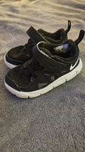 Size 6C Toddler Nike Shoes Black &amp; White - Used Condition - €8,57 EUR