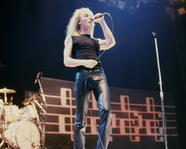 Robin Zander in tight leather pants Cheap Trick concert 11x14 Photo - £11.98 GBP