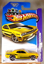 2013 Hot Wheels #227 Hw Showroom-Then And Now &#39;08 Dodge Challenger SRT8 Yellow - £8.67 GBP