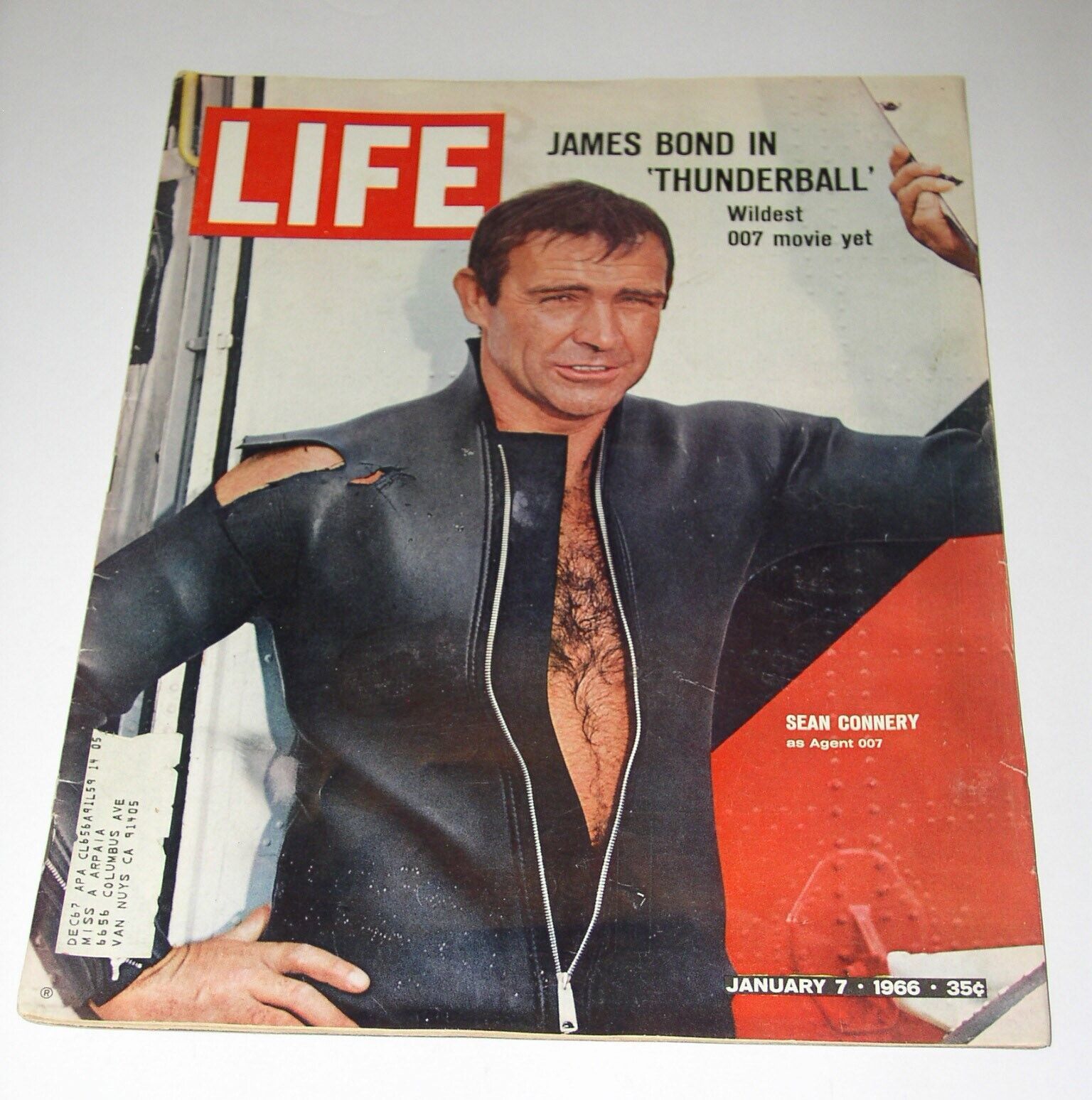 James Bond 007 Sean Connery Life Magazine Vintage 1966 - $14.99